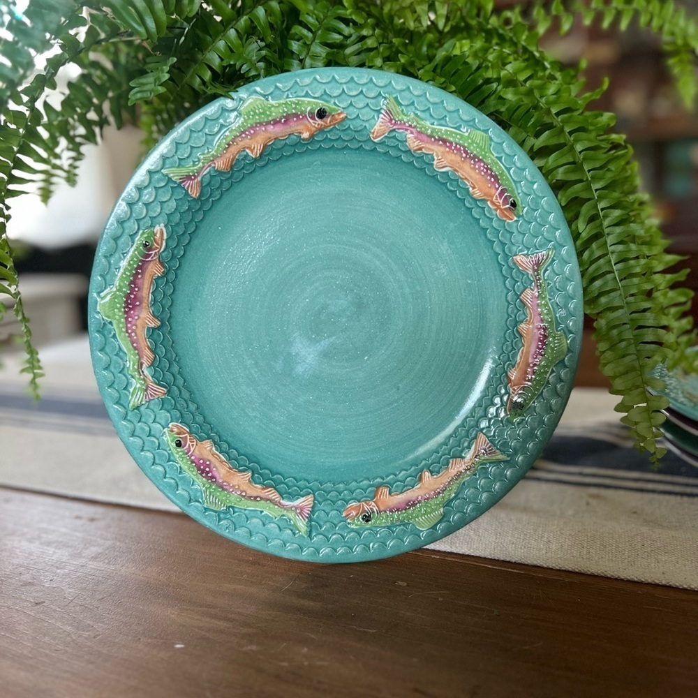 Fioriware Jardinware TROUT 11 1/2" Green Dinner Plate Handmade Zanesville Ohio
